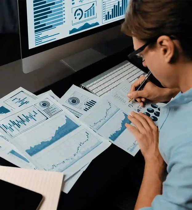 مقارنة بين برنامج SPSS و EViews في تحليل البيانات - بنان